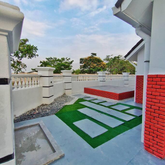 3 Storey Swimming Pool&Projector House Setia Alam Shah Alam Exterior foto